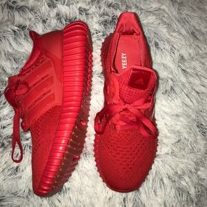 Fake Red Adidas Yeezy Boost